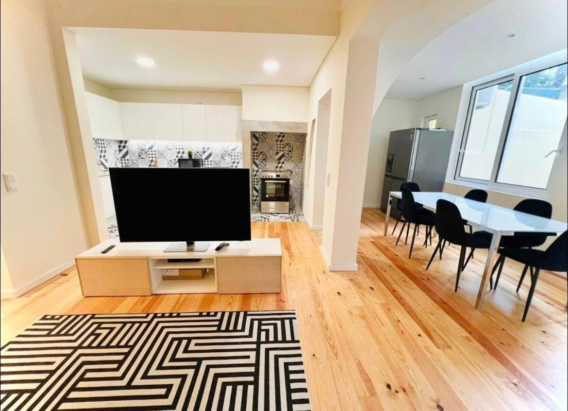 Lisbon City Center 3 Bedroom Flat Next To Avenida Liberdade Exterior photo